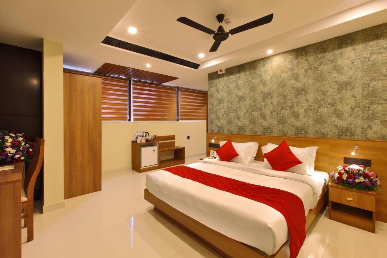 Hotel Novark Munnar Kallar Vattiyar Exterior foto